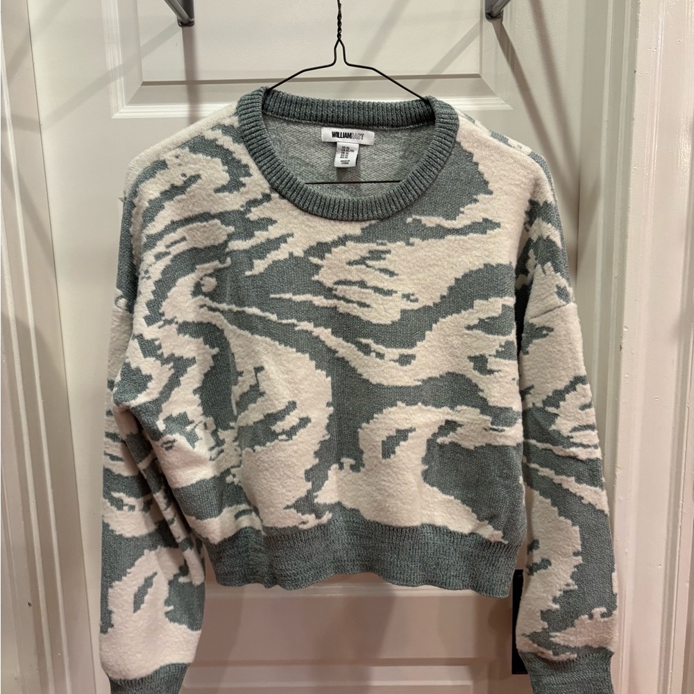 Wild Fable Green and White Sweater